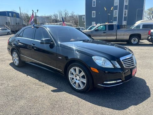 Used 2012 Mercedes-Benz E 350 4MATIC Sedan image 3