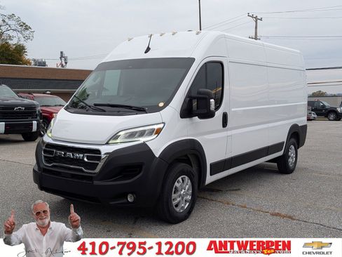 Used 2024 RAM ProMaster 2500 w/ Quick Order Package 22G SLT image 7