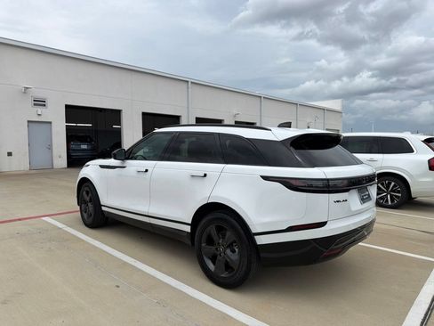 Used 2025 Land Rover Range Rover Velar Dynamic SE AWD/4WD image 3