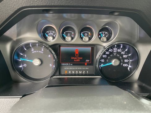 Used 2014 Ford F350 Lariat w/ Lariat Ultimate Package image 10