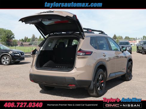 Used 2026 Nissan Rogue SV AWD/4WD image 32