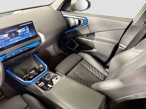 Certified 2025 BMW X3 xDrive30i w/ M Sport Package image 23