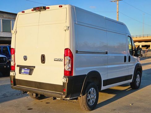 New 2026 RAM ProMaster 2500 w/ Quick Order Package 22H SLT+ image 4