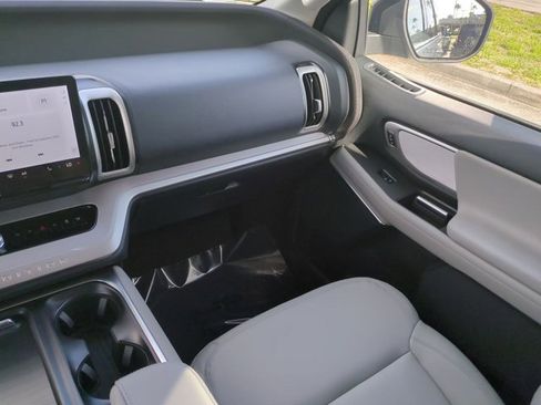 New 2026 Ford Expedition Max Active RWD image 17