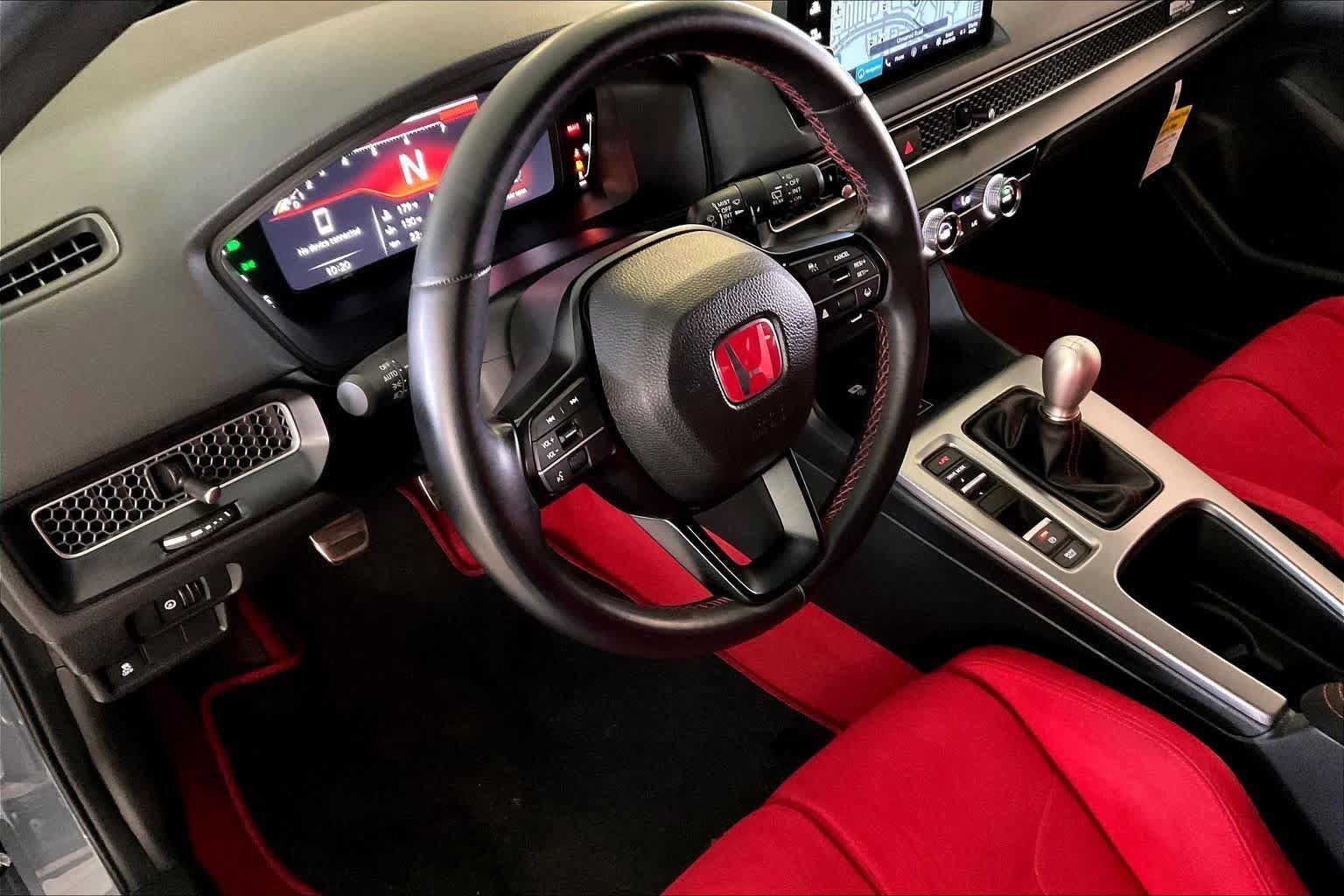 Used 2024 Honda Civic Type R image 15