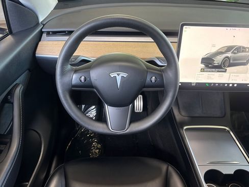 Used 2022 Tesla Model Y Performance AWD/4WD image 33
