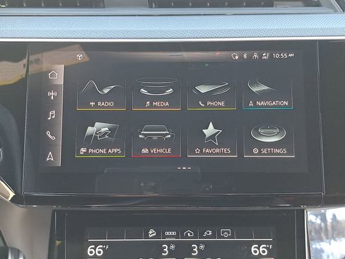 Used 2024 Audi SQ8 e-tron Premium Plus w/ Black Optic Package image 24