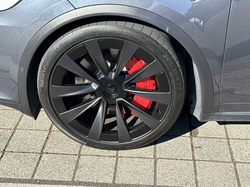 Used 2023 Tesla Model X Plaid AWD/4WD image 9