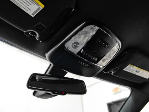 Used 2017 Chrysler 300 S w/ S Model Appearance Package RWD image 38