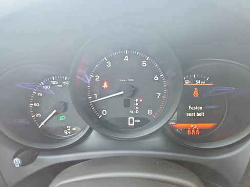 New 2026 Porsche Macan image 25