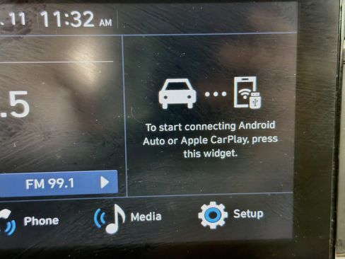 Used 2025 Hyundai Venue SEL FWD image 22