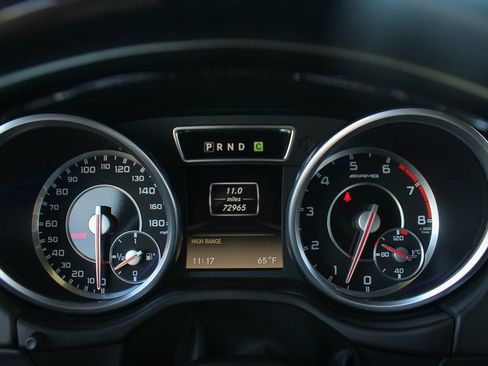 Used 2015 Mercedes-Benz G 63 AMG 4MATIC image 27