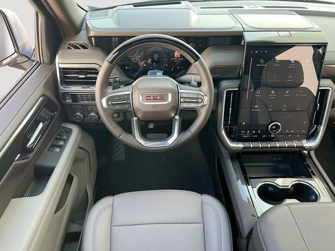 New 2026 GMC Yukon XL Elevation image 16