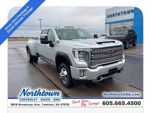 Used 2021 GMC Sierra 3500 Denali w/ Denali Ultimate Package image 3