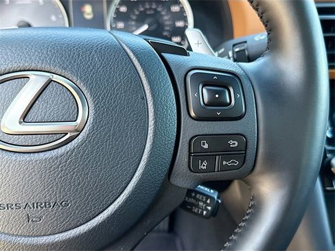 Used 2025 Lexus IS 350 F Sport image 36