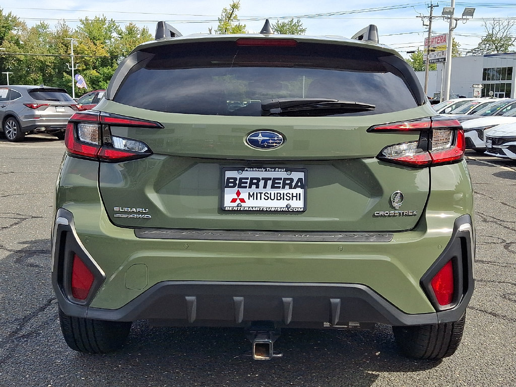Used 2024 Subaru Crosstrek 2.5i Limited AWD/4WD image 5