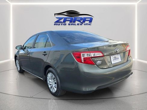 Used 2013 Toyota Camry LE FWD image 5