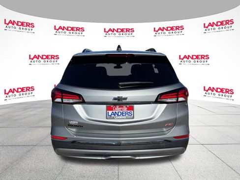 Used 2023 Chevrolet Equinox RS image 4