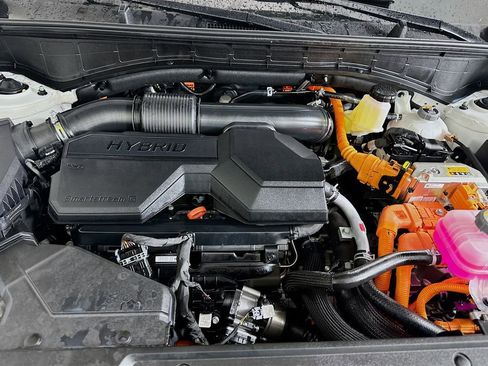 Certified 2026 Hyundai Santa Fe SEL image 30