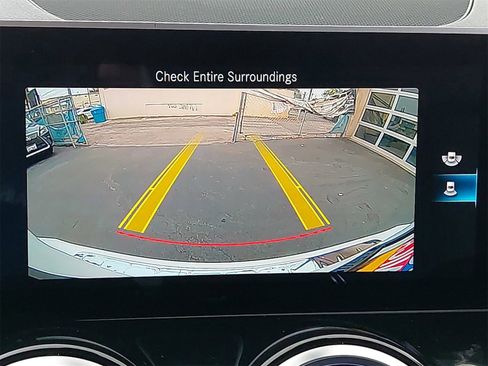 Used 2020 Mercedes-Benz GLB 250 4MATIC image 28