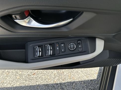 Used 2025 Honda Accord LX image 7