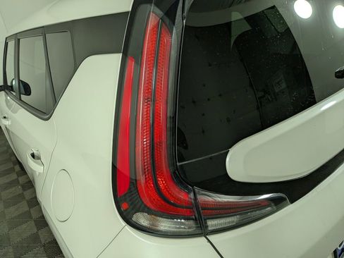 Used 2023 Kia Soul LX w/ Option Group 015 image 11