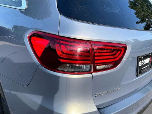 Used 2019 Kia Sorento L FWD image 30