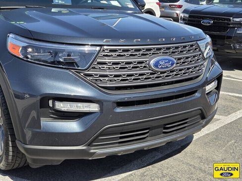 Certified 2023 Ford Explorer XLT w/ Equipment Group 202A AWD/4WD image 2
