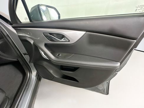 Used 2025 Chevrolet Blazer LT FWD image 31
