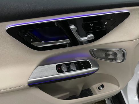 New 2026 Mercedes-Benz GLC 300 4MATIC image 32