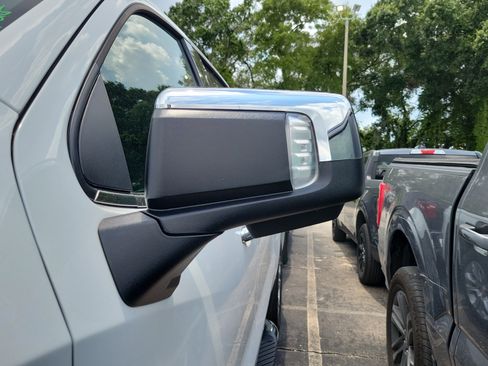 Used 2026 Chevrolet Silverado 1500 LTZ AWD/4WD image 5