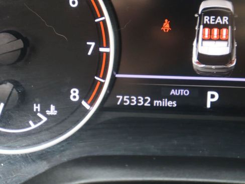 Used 2023 Nissan Rogue S AWD/4WD image 10