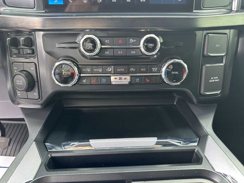 Used 2025 Ford F350 Lariat image 18