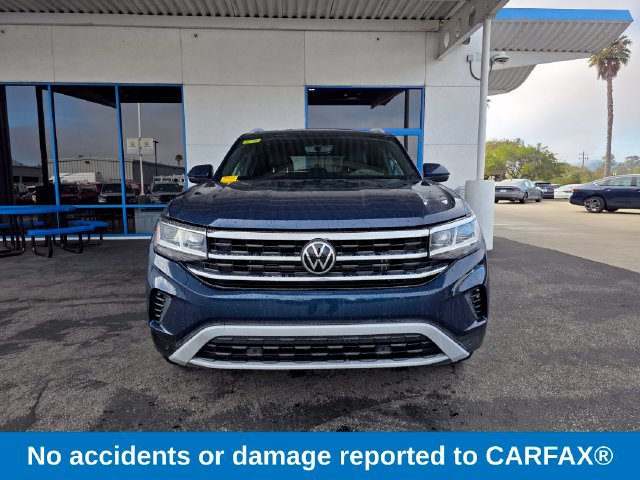 Used 2021 Volkswagen Atlas Cross Sport SE w/ Panoramic Sunroof Package FWD image 2