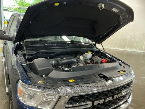 Used 2022 RAM 1500 Big Horn AWD/4WD image 11