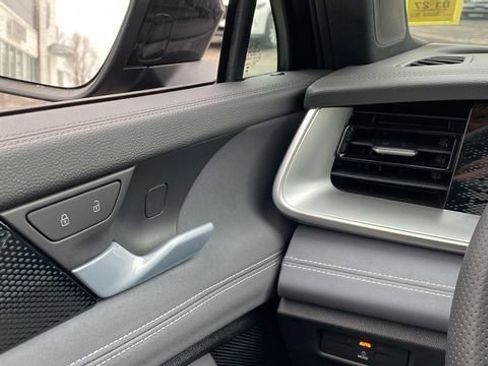 New 2026 Volkswagen Tiguan SE R-Line AWD/4WD image 16