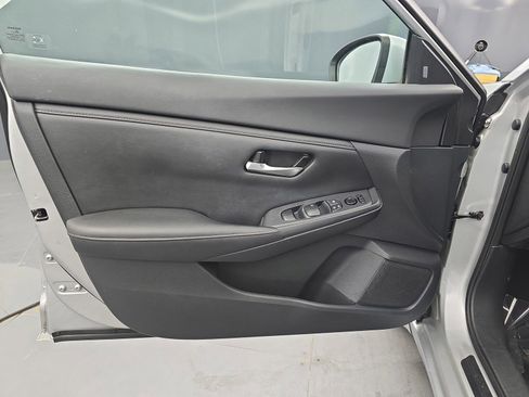 Used 2021 Nissan Sentra SV FWD image 21