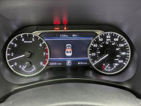 Used 2025 Nissan Sentra SV FWD image 27