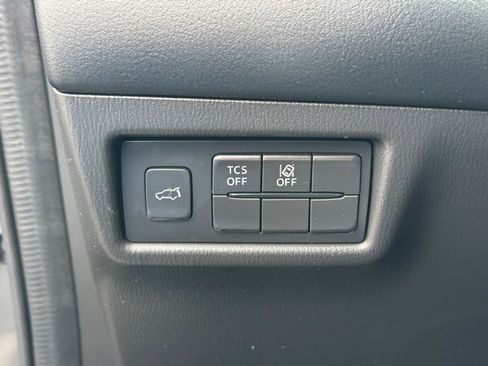 Used 2018 MAZDA CX-5 Touring w/ Preferred Equipment Package image 25