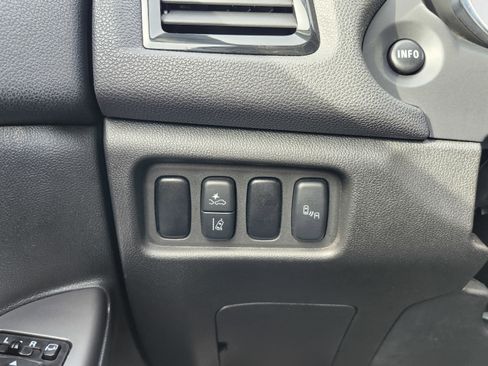 Used 2024 Mitsubishi Outlander Sport AWD image 10