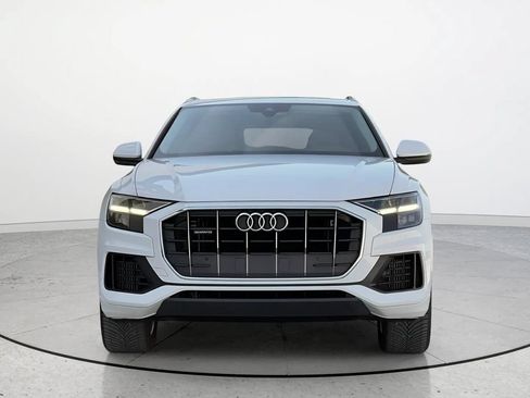 Used 2019 Audi Q8 Premium w/ Convenience Package AWD/4WD image 4