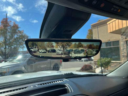 Used 2023 Chevrolet Silverado 3500 LTZ image 25