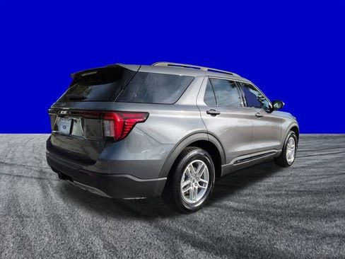 New 2026 Ford Explorer Active w/ Active Comfort Package RWD image 4