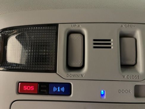 Used 2017 Subaru Outback 2.5i Limited image 20