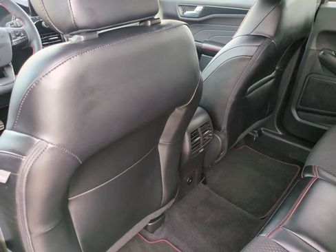 Used 2023 Ford Escape ST-Line image 18