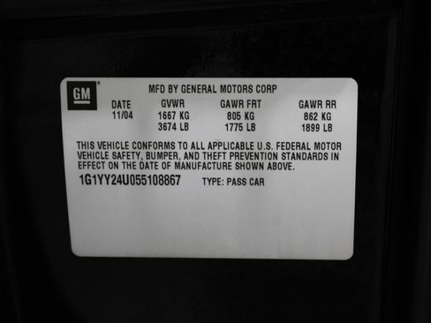 Used 2005 Chevrolet Corvette Coupe w/ Preferred Equipment Group RWD image 31