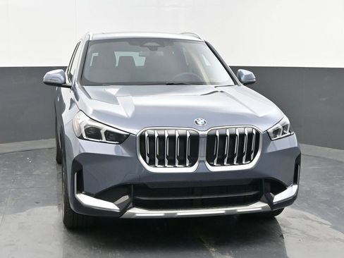 New 2025 BMW X1 xDrive28i w/ Convenience Package image 2