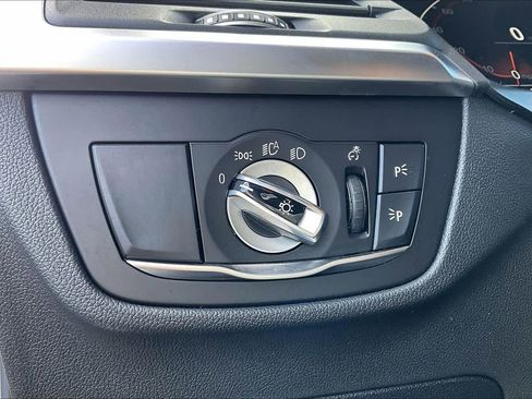 Used 2024 BMW X4 xDrive30i w/ Premium Package image 37