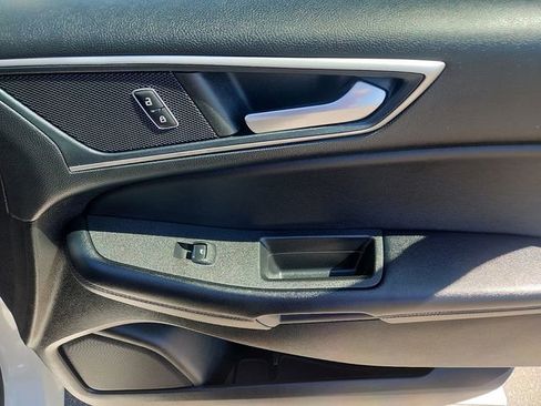 Certified 2022 Ford Edge SEL w/ Convenience Package AWD/4WD image 35