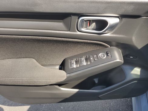Used 2023 Honda Civic Sport image 17